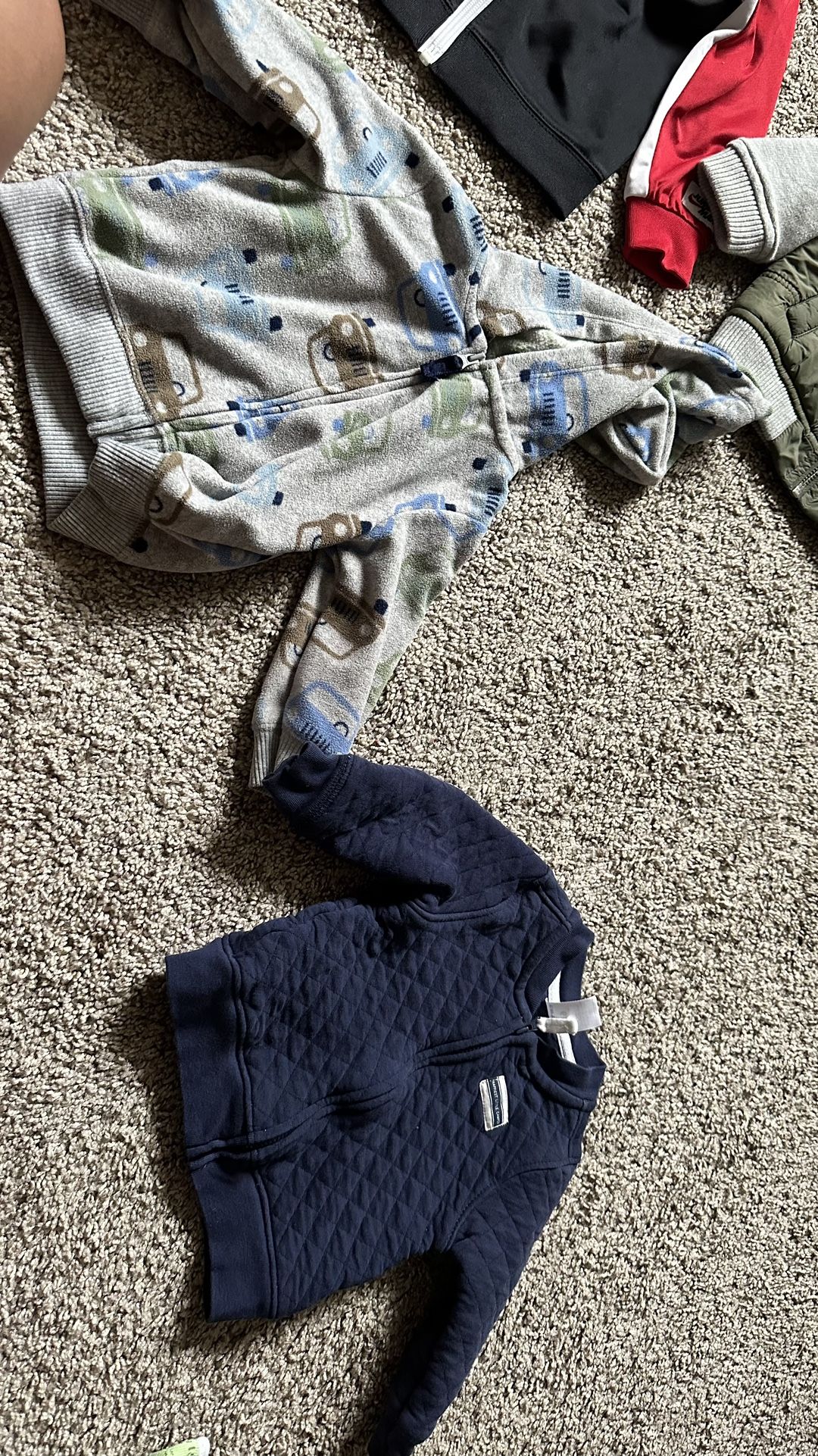 2-year-old baby clothes in perfect condition, some are branded for boys