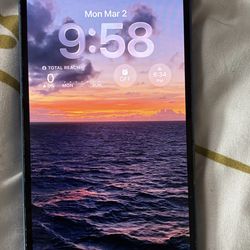 iPhone 13  unlock  128 storage