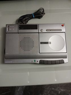 Magnavox Alarm Clock Radio Cassette Player Recorder