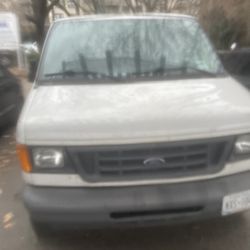 2007 Ford E-250