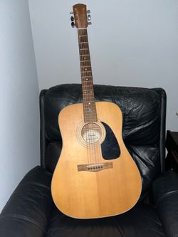 Fender Acoustic Guitar Natural Finish