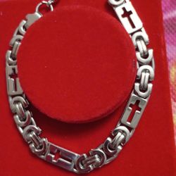 New Stainless Stainless 9in Solid Bracelet With Crosses Mpu Serious Buyers Don't Deliver Cash Only price Firm 