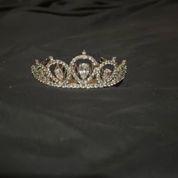 small tiara clip in