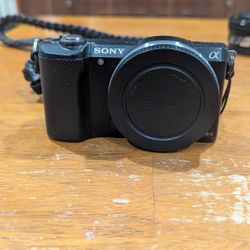 Sony A5000 & SELP1650 16-50mm Power Zoom Lens
