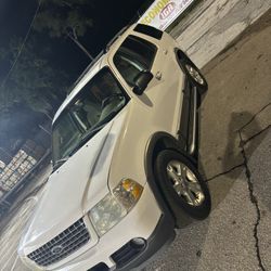 2003 Ford Explorer