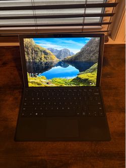 Microsoft Surface Pro 4 - Unused