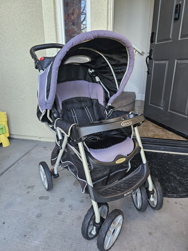 Graco Merolite Stroller With Infant Car Seat