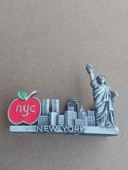 New York City Skyline Business Card Holder