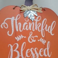 New! Beautiful Sign. Perfect for your mantel or a Wreath.