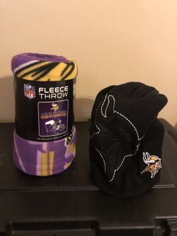 Minnesota Vikings fleece blanket and beanie