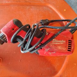 Milwaukee Angle Drill