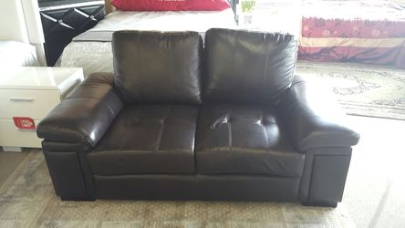 Coaster love seat