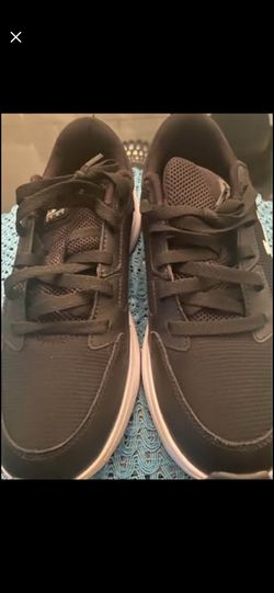 Men’s Athletic Shoes