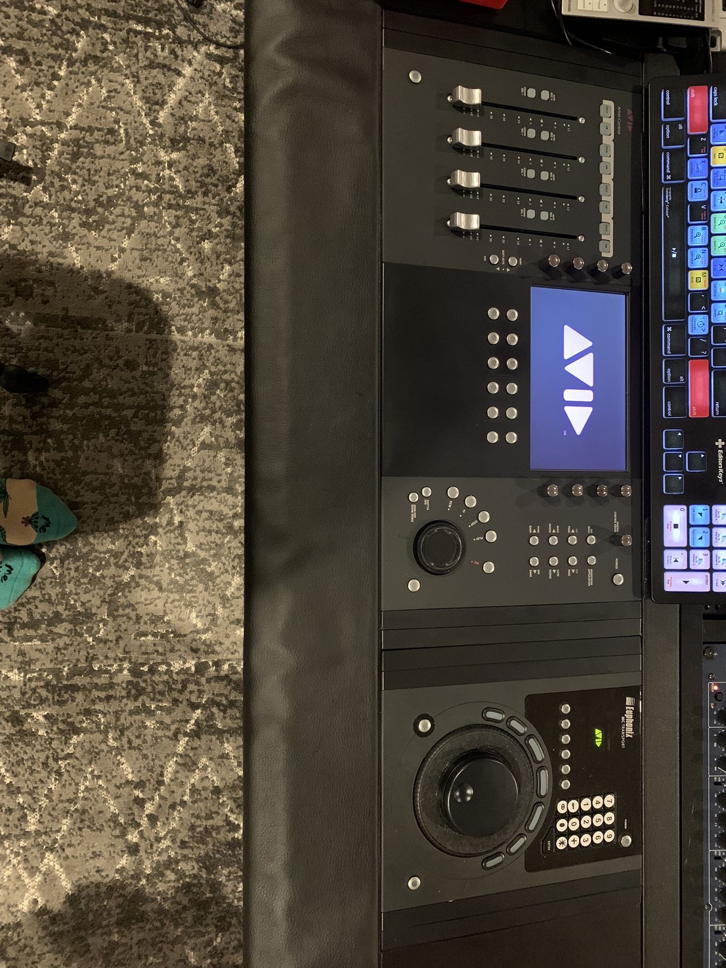Avid Artist Control And Avid Transport