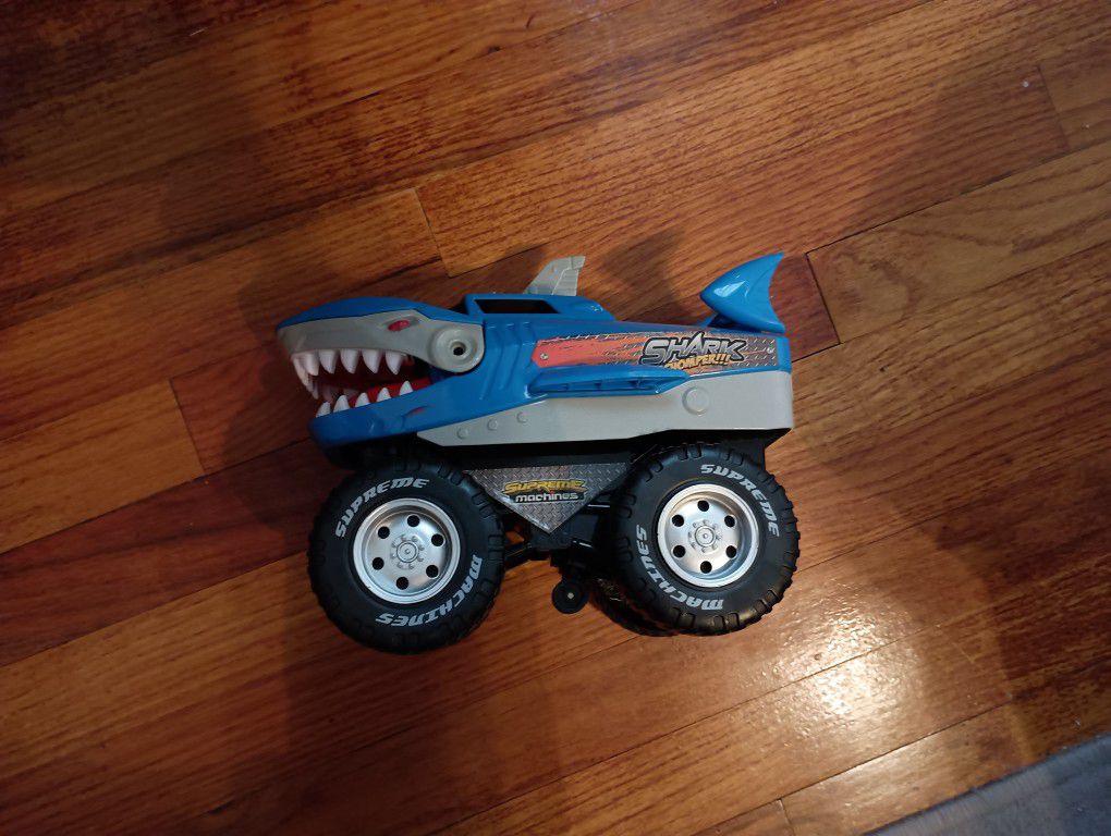 NKOK Supreme Machines Chompers Shark Kids Toy