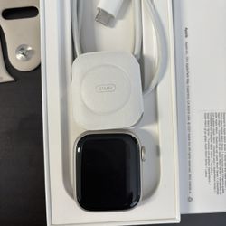Apple Watch Series 7 41 mm Starlight Aluminum 
