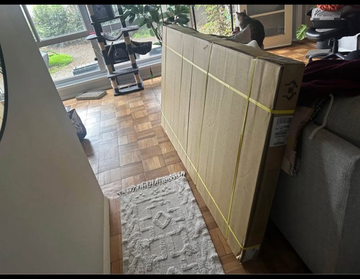 Sleepy’s Adjustable Bed Frame (king Bed)