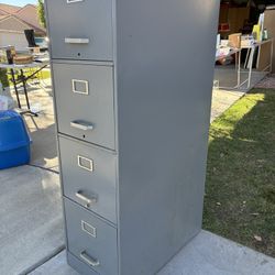 4 Drawer Metal File Cabinet 