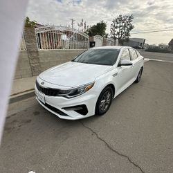 2020 KIA Optima