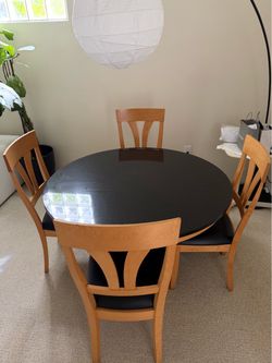 Saloom granite and maple dining set
