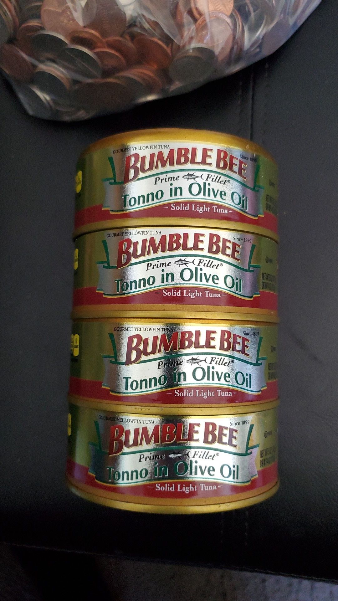 Bumble Bee Prime Fillet Tonno Solid Light Tuna in Olive Oil yellowfin 4 / 5 oz cans expiration February 2022 all for $2