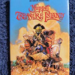 Muppet " Treasure Island" Vintage Promo Pin