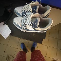 Lv shoes trying to get rid of them need them gone