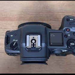 Canon EOS R5 