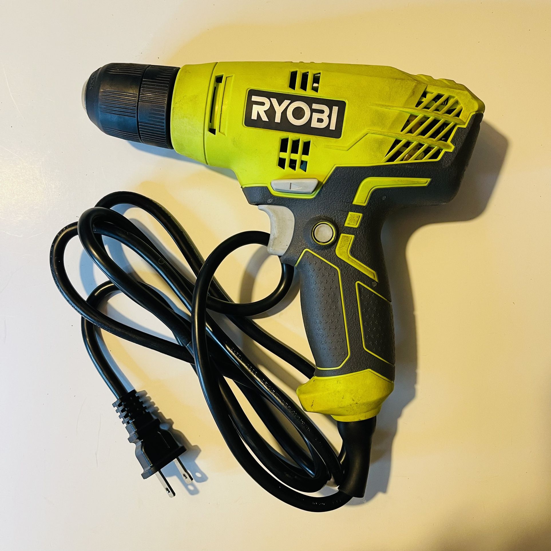 Ryobi D43K Variable Speed 3/8 Compact Drill/Driver Keyless Chuck w