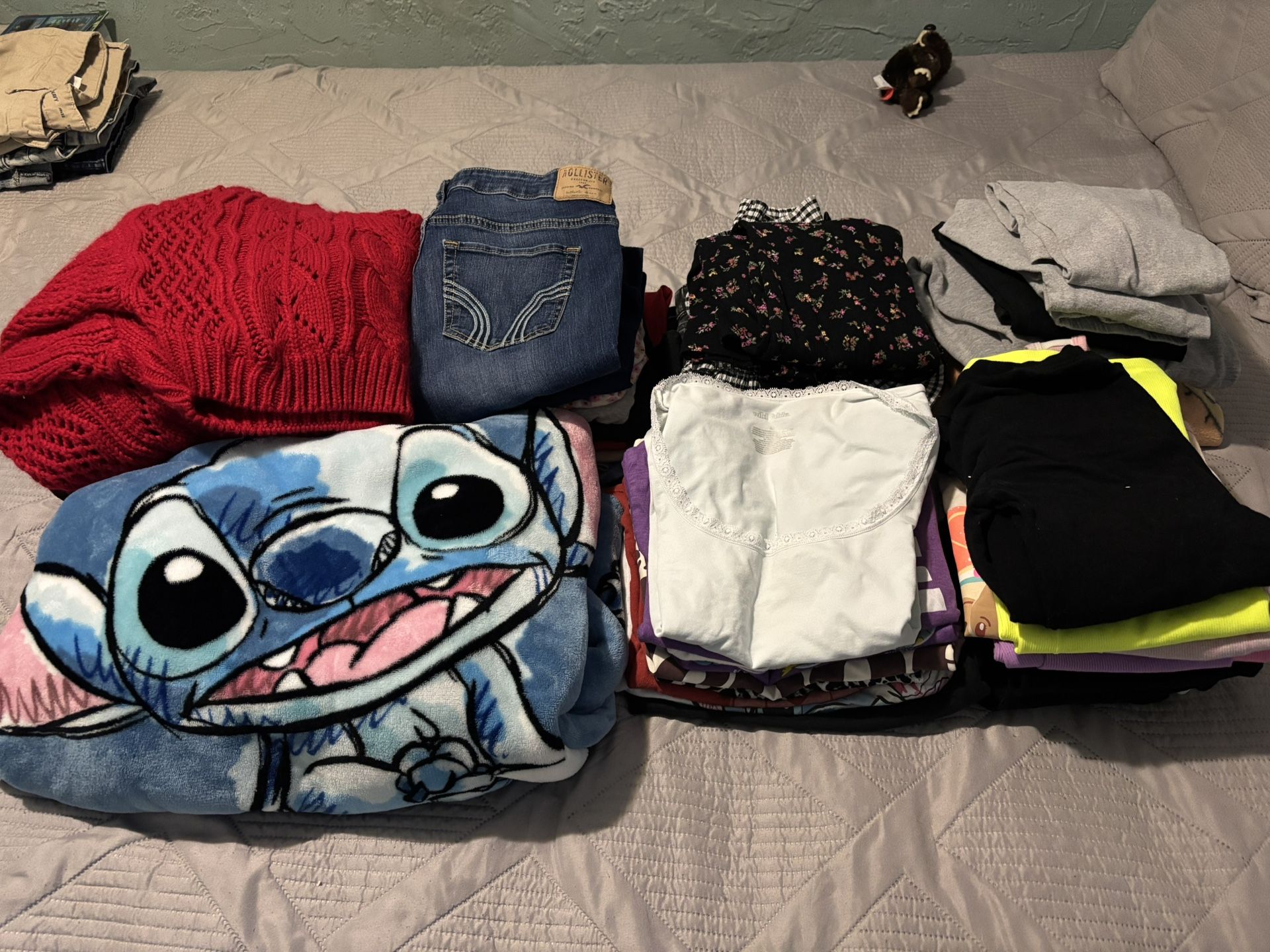 Girl Clothes