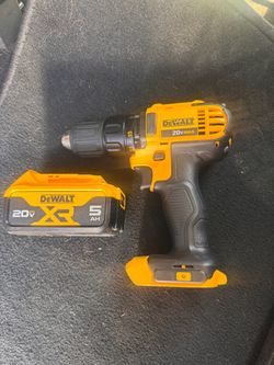 DeWalt 20V MAX Drill 2 speeds with 5Ah XR Battery all new