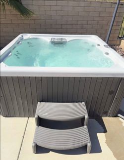 Caldera Spas Hot Tub (delivery included)