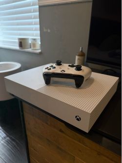Xbox One S Console with Controller