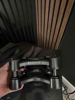 ISO Acoustic Stand