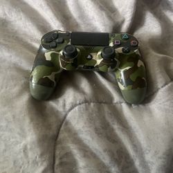 PS4 Controller