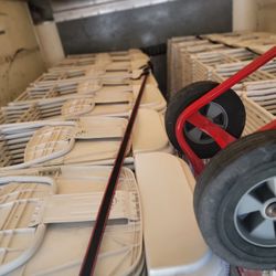 Used White Folding Chairs S,a,l,e