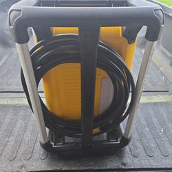 DEWALL Presure Washer 