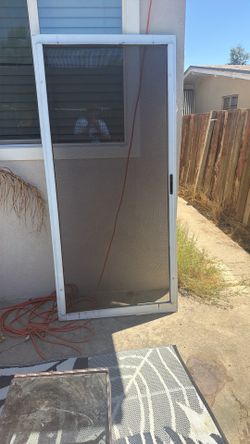 Screen door