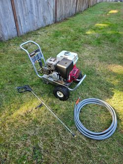 Commercial Mi-T-M Pressure Washer - Honda GX390 (13HP) - 4.0 GPM / 3700 PSI - Fresh Overhaul!