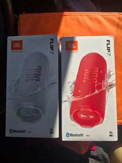 JBL Flip 7 Bluetooth Speakers