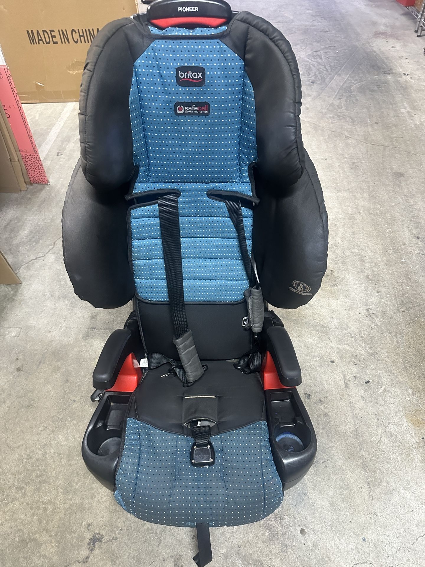 Britax   Pioneer Car Seat