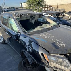 Nissan Rogue Awd For Parts Only