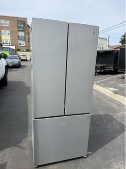 Kenmore 30” Apartment Size Stainless Steel French Door Refrigerator