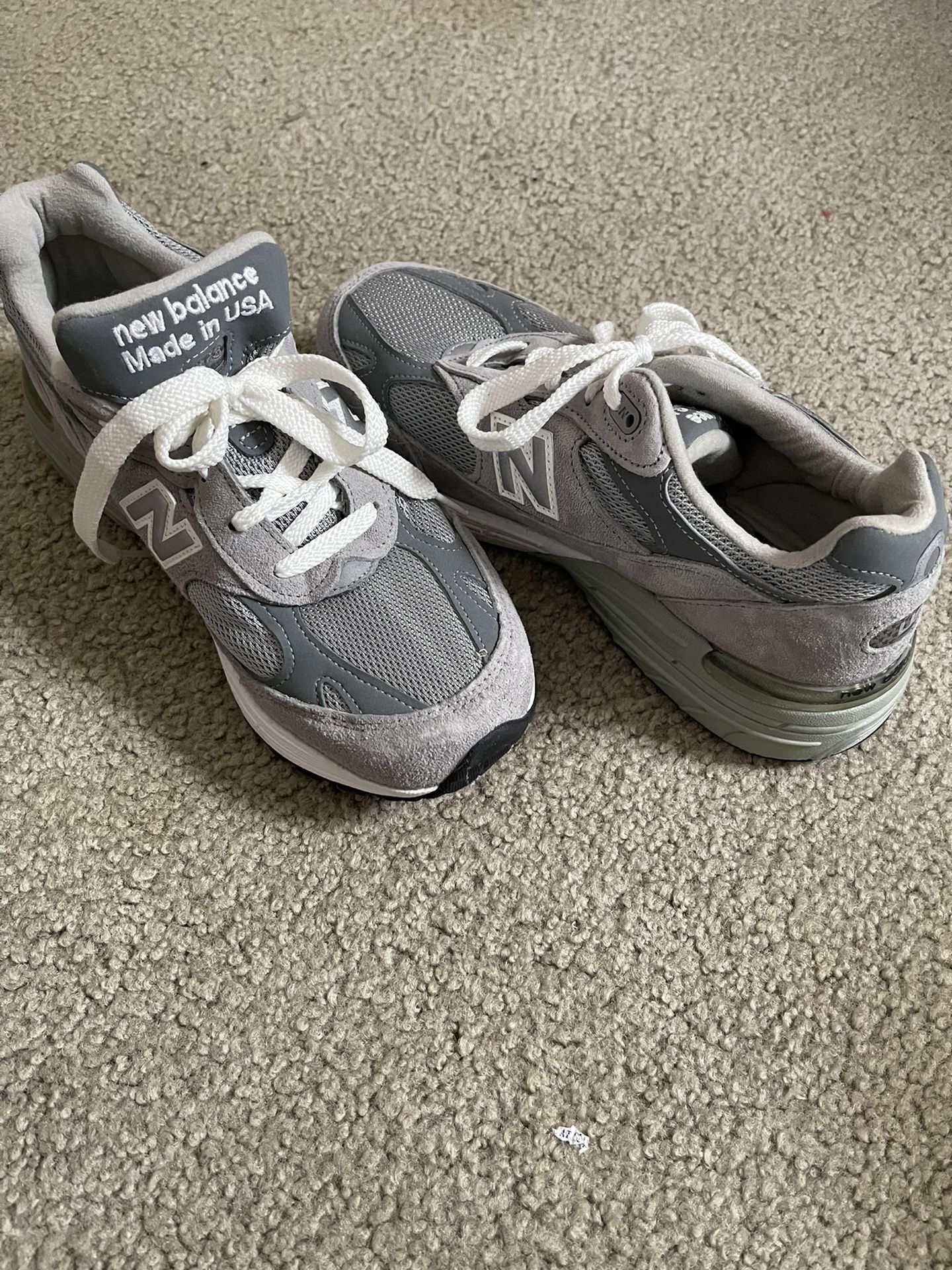 New Never Worn, New balance Sneakers! Size 7,  I Have The Same One And I’m Usually A 7  1/2 And These Fit Perfect . 