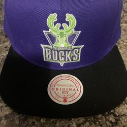 Milwaukee Bucks SnapBack 