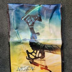 WB Arrow oversized swag bag