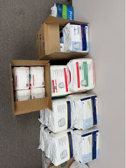 Disposable Adult Pull-Up Diapers/ Underwear
