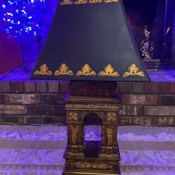 Cool And Fashionable Tower Lamp.