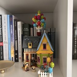 Lego Up House 