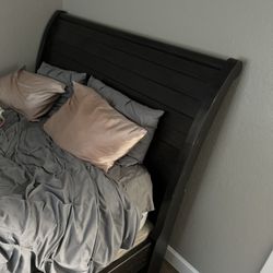 Solid Wood Queen Size Bed Frame 